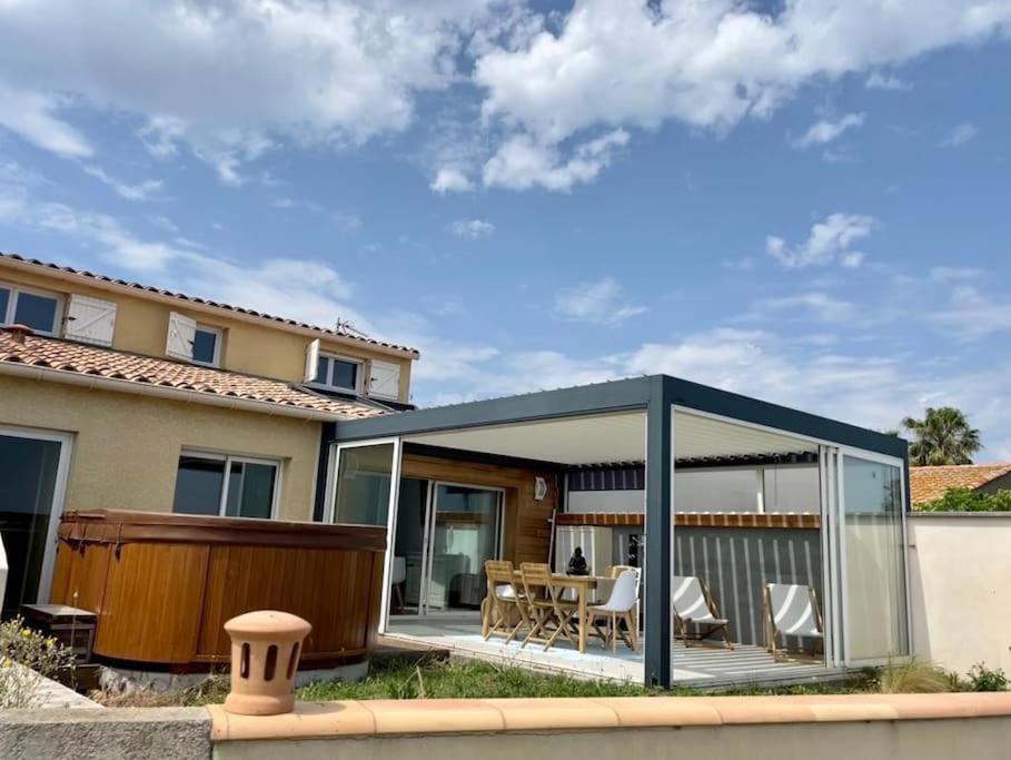 Villa Avec Spa & Vue Panomarique Sur L'Etang Pérols Exterior photo